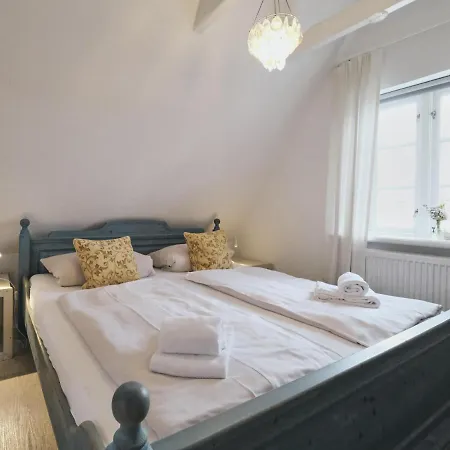 Altstadtwohnung - Hafenblick Appartement